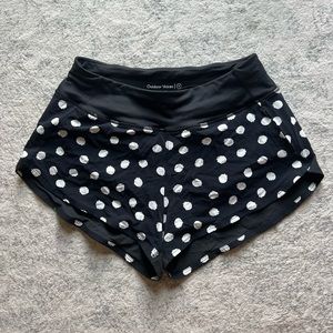 Outdoor voices poka dot exercise short 2.5